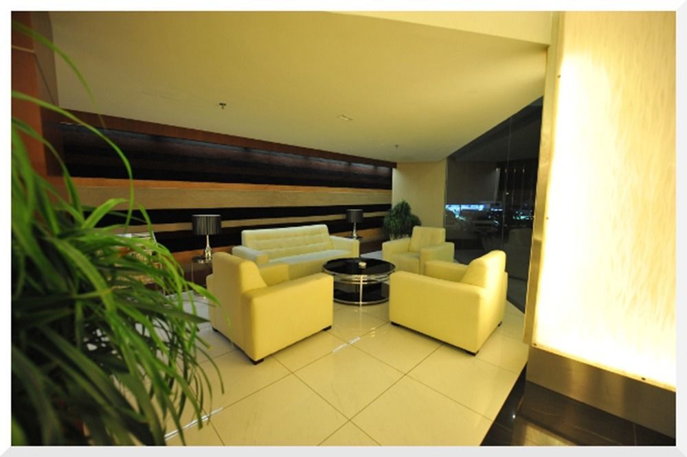 11@Century Hotel Johor Bahru Exteriör bild